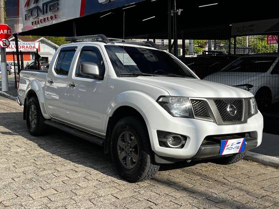 NISSAN FRONTIER 2.5 SV ATTACK 4X4 CD TURBO ELETRONIC DIESEL 4P AUTOMÁTICO